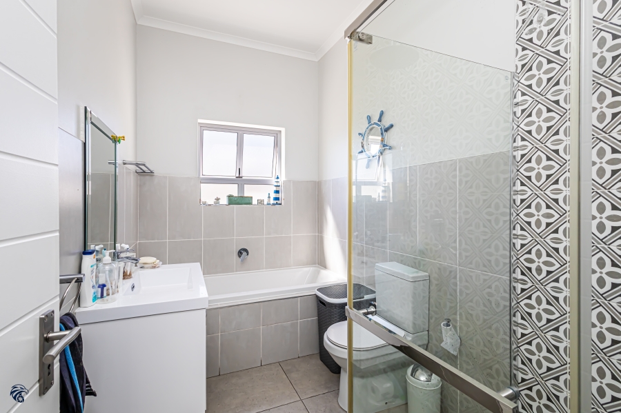 3 Bedroom Property for Sale in Villa Diamante Western Cape